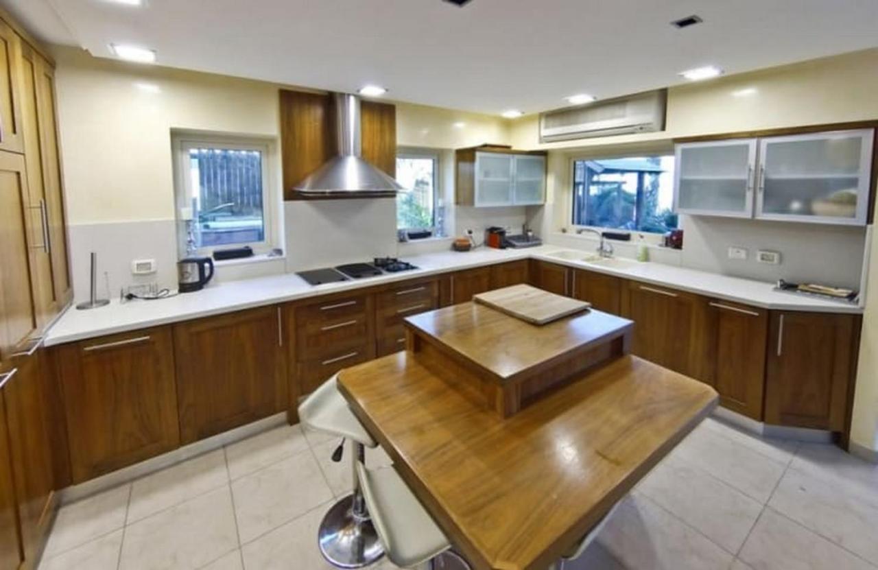Villa Family Eilat With Heated Pool Exterior photo