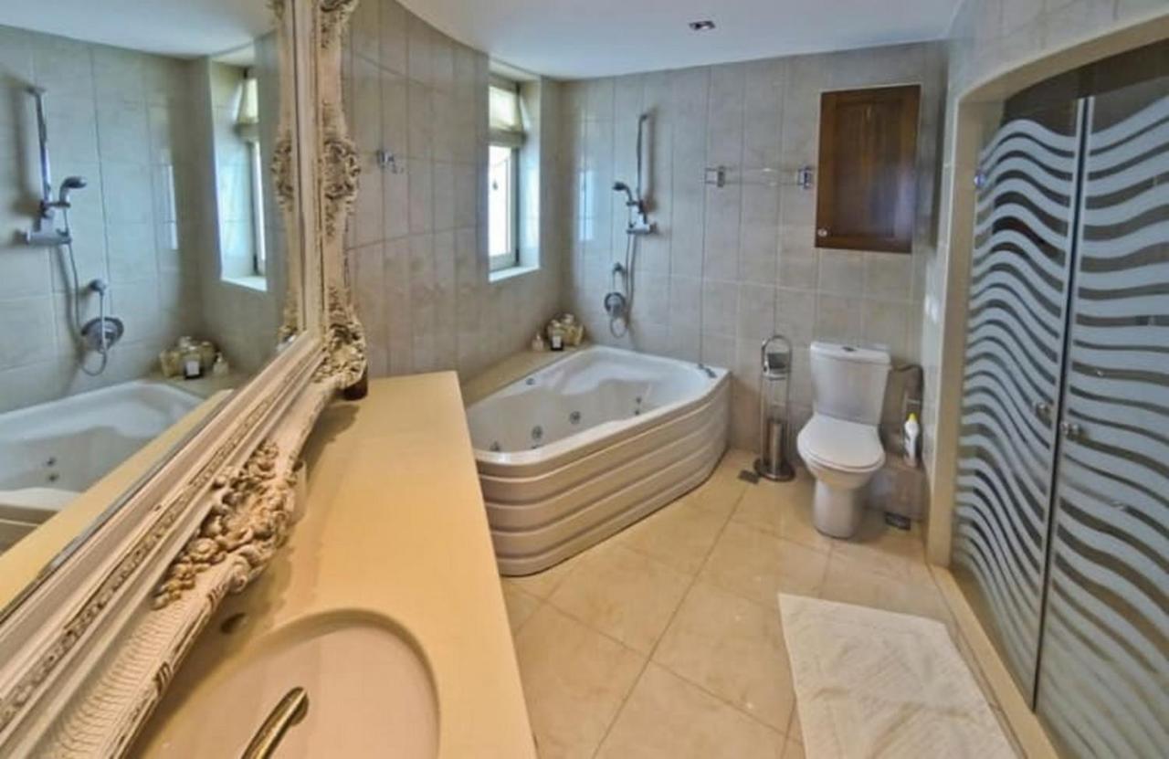 Villa Family Eilat With Heated Pool Exterior photo