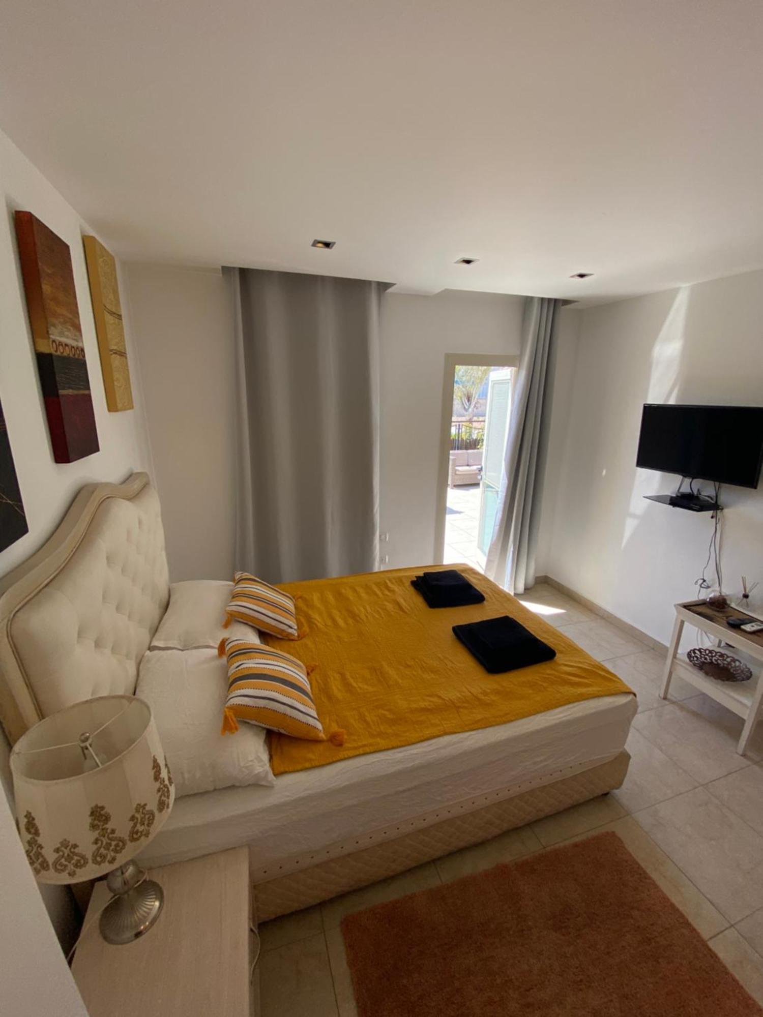 Villa Family Eilat With Heated Pool Exterior photo